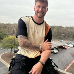 BDSM dating. Luther, United Kingdom, Cambridge. Looking for a girl.